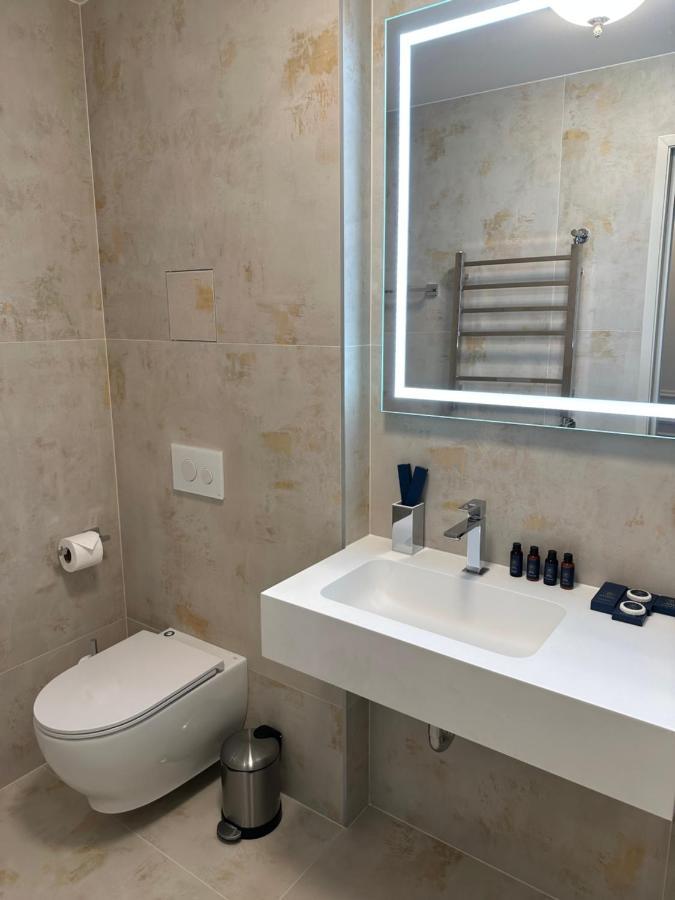 Boutique Rooms Dzintaru Liepāja Esterno foto